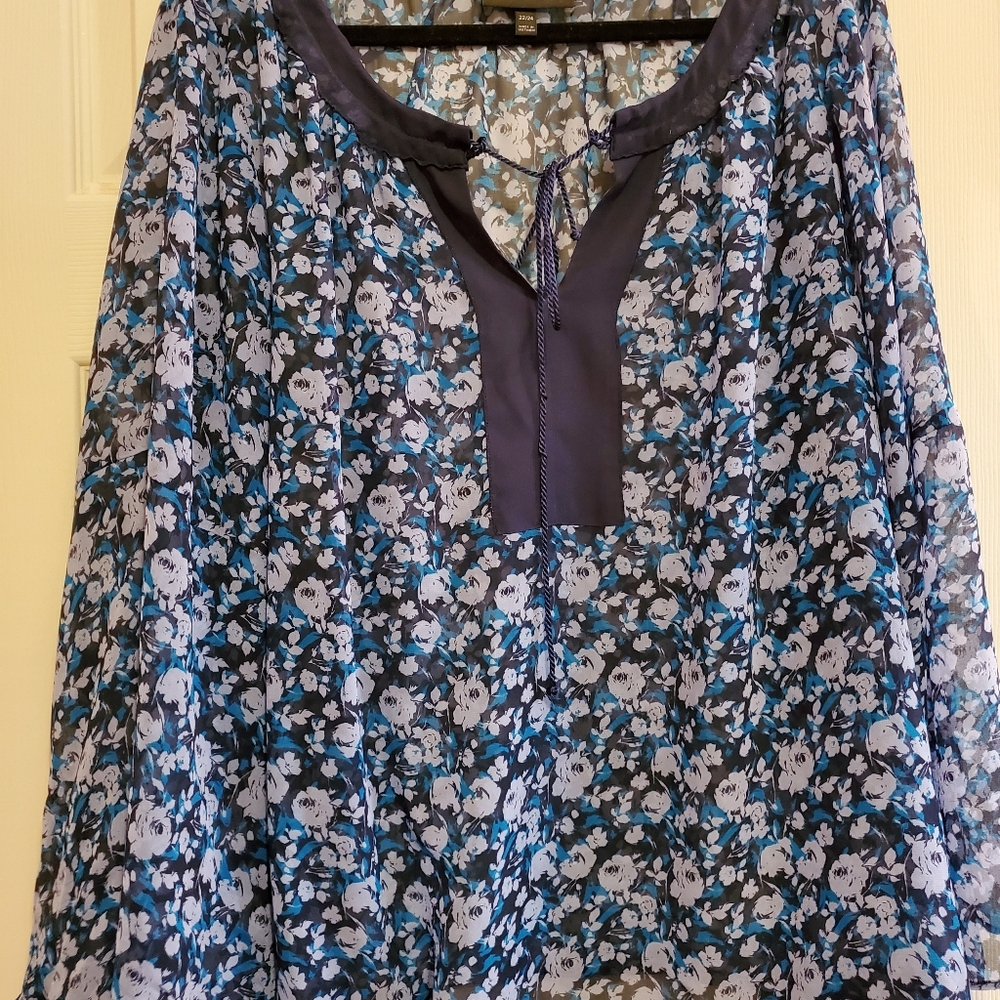 Lane Bryant Womens Floral Top size 22/24